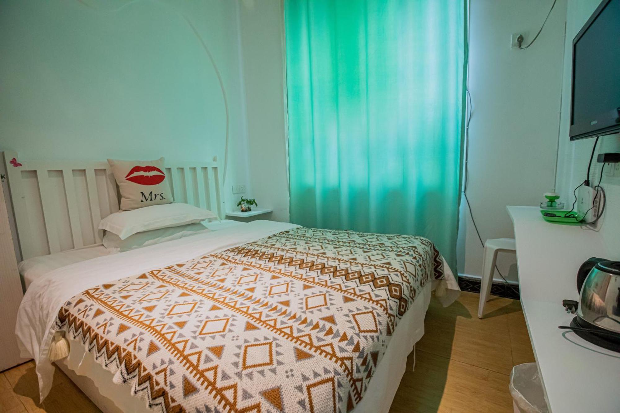 Lumingju Homestay Zhangjiajie Buitenkant foto